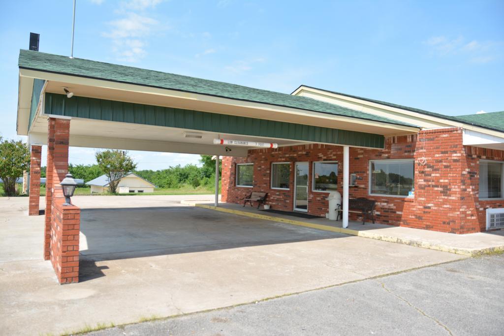 Lake Eufaula Inn & Suites Checotah Exteriér fotografie