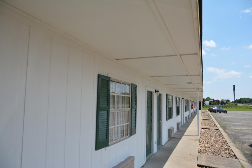 Lake Eufaula Inn & Suites Checotah Exteriér fotografie