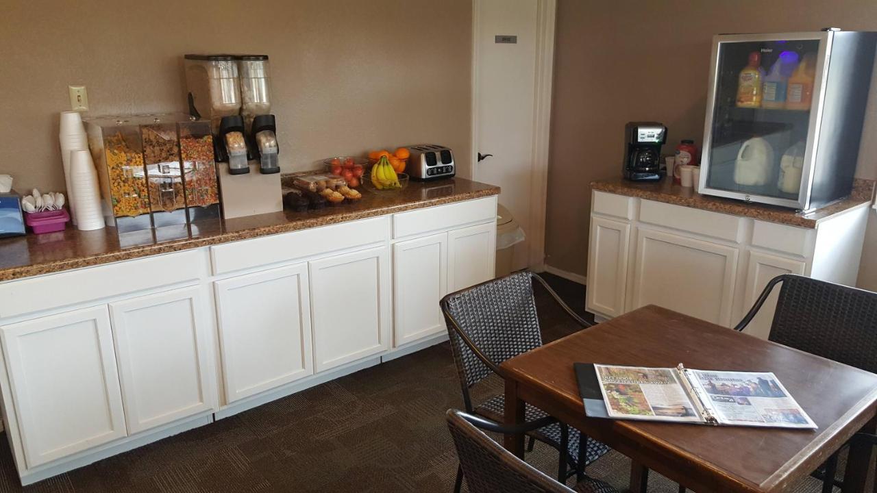Lake Eufaula Inn & Suites Checotah Exteriér fotografie