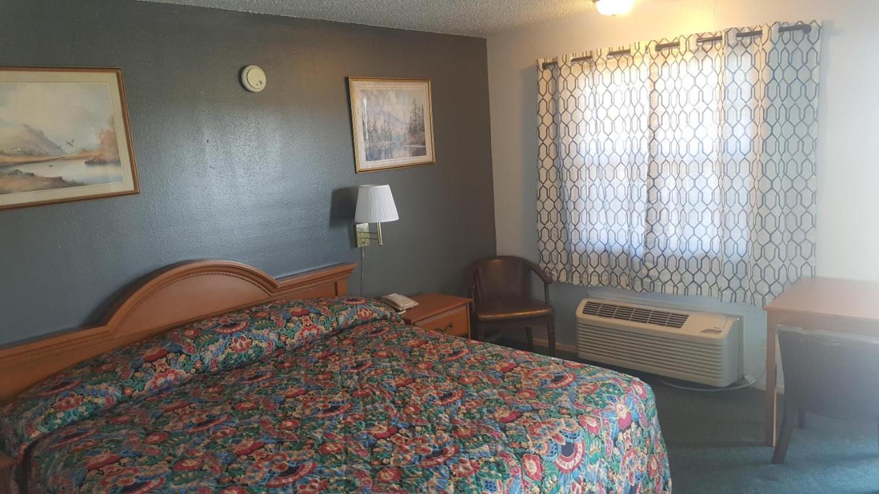 Lake Eufaula Inn & Suites Checotah Exteriér fotografie