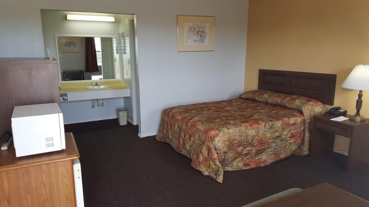 Lake Eufaula Inn & Suites Checotah Exteriér fotografie